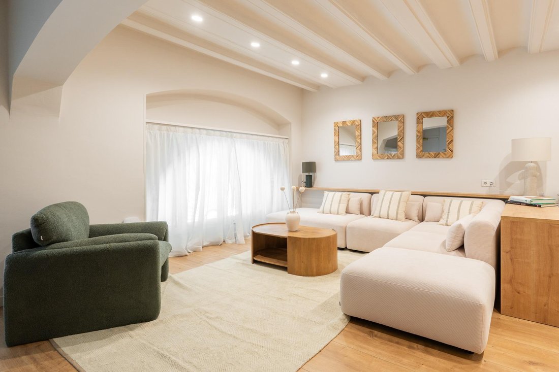 Apartment in Ciutat Vella, Barcelona, Spain 4 - 18319773