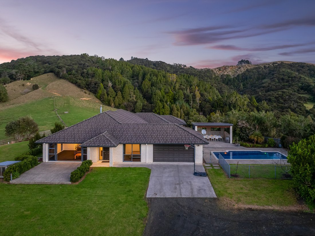 House in Makarau, Auckland, New Zealand 1 - 18320644