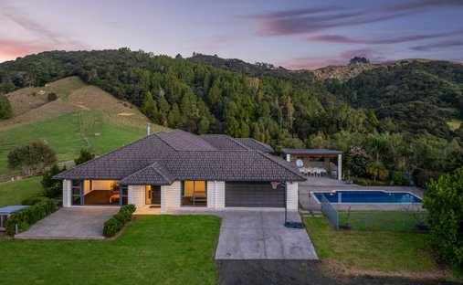 House in Makarau, Auckland, New Zealand 1
