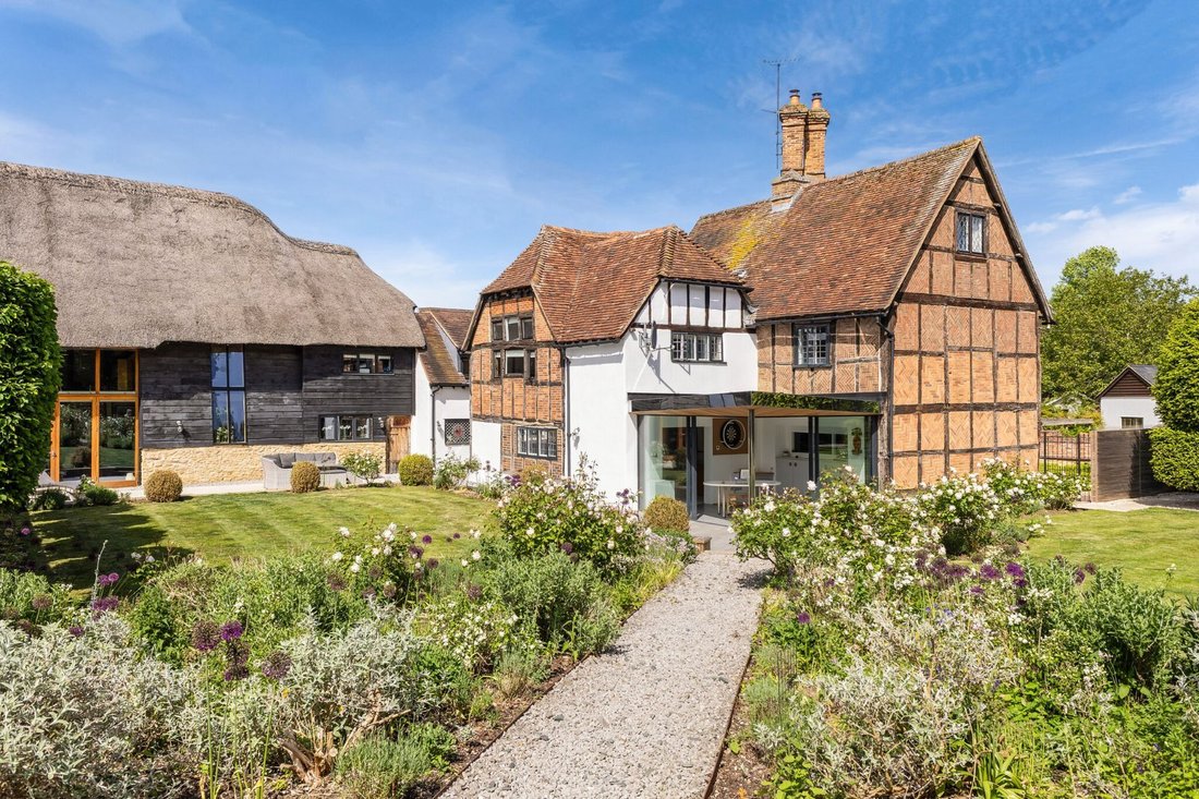House in Haddenham, England 1 - 18319483