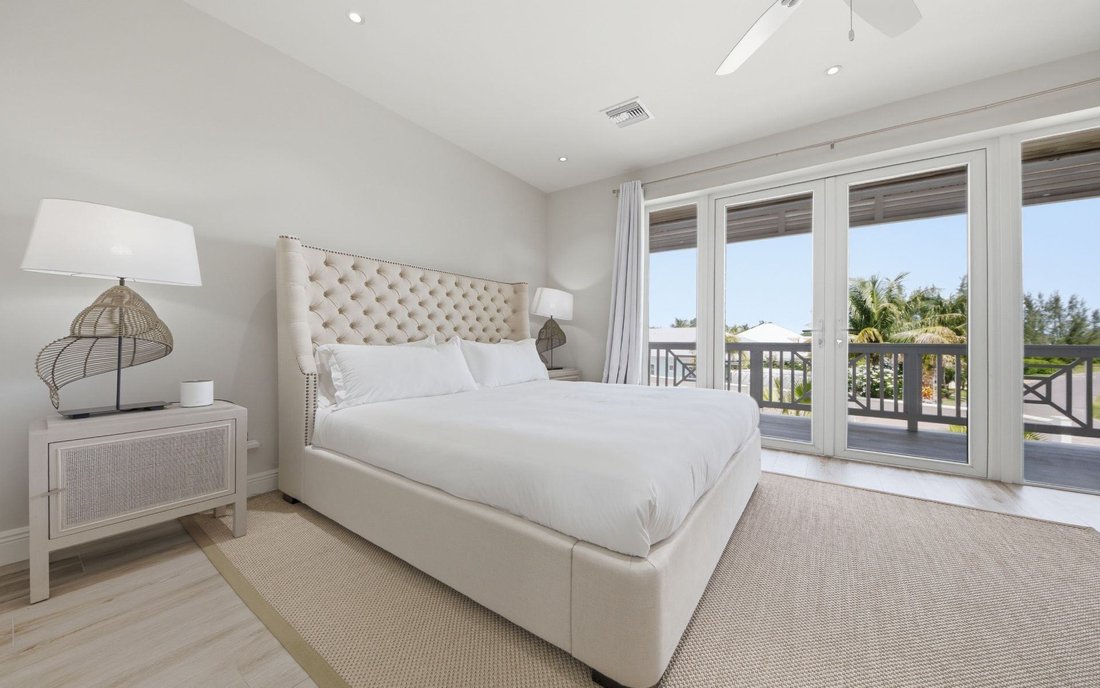 Apartment in Nassau, New Providence, The Bahamas 3 - 18323136