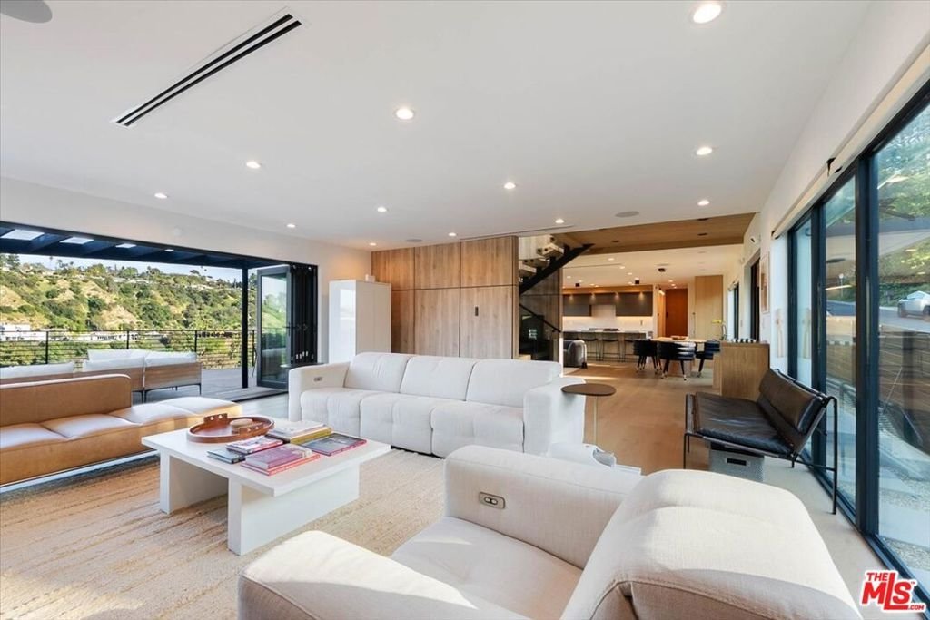 House in Los Angeles, California, United States 2 - 18321749