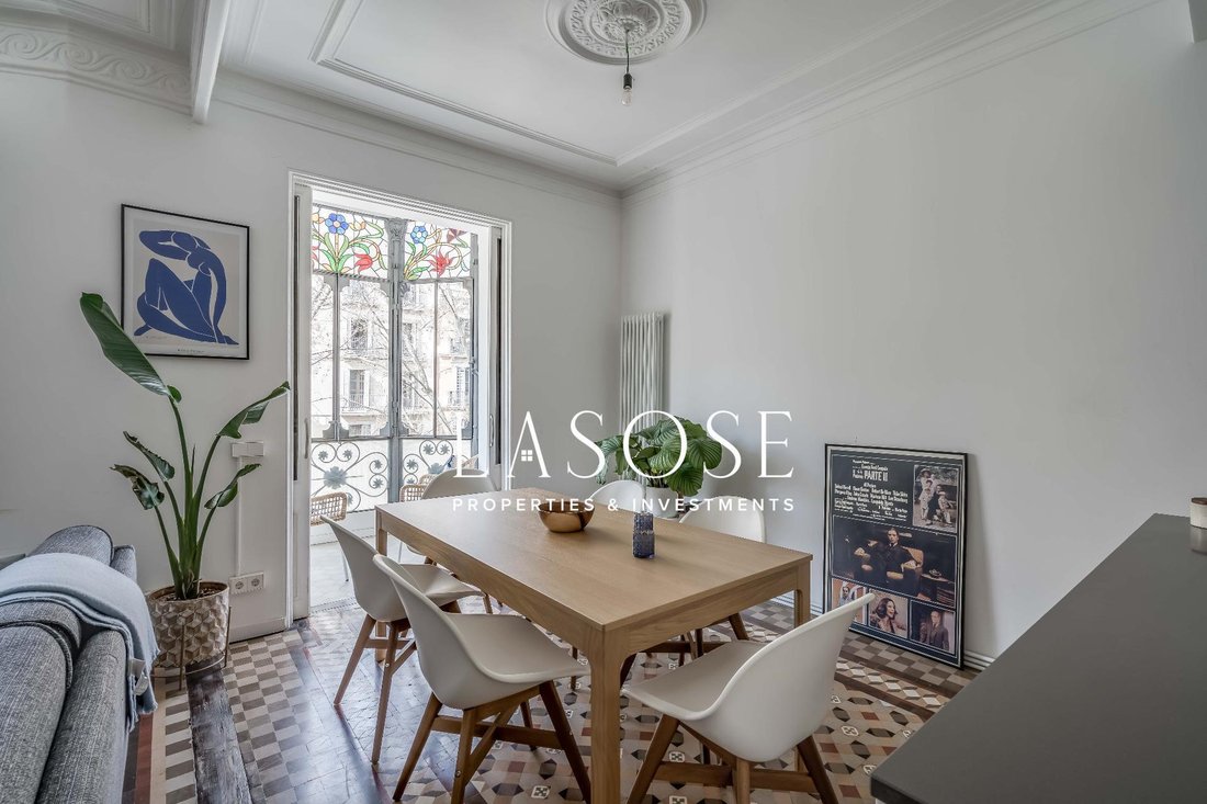 Apartment in Eixample, Barcelona, Spain 3 - 18319803