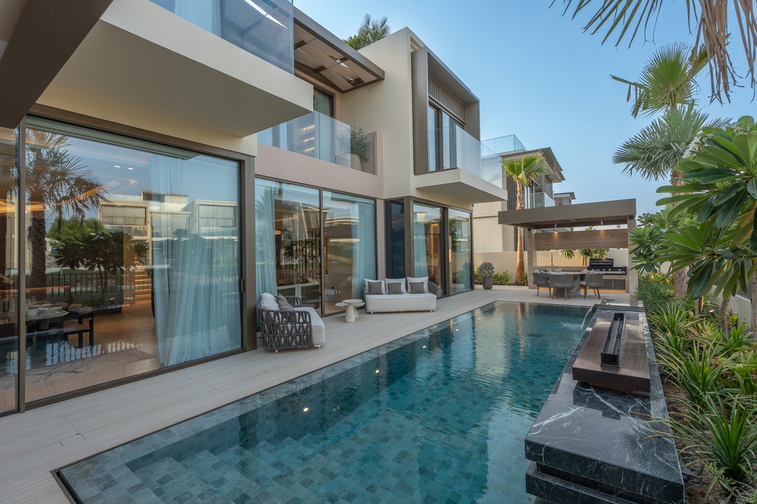 Villa in Hadaeq Sheikh Mohammed Bin Rashid, Dubai, United Arab Emirates 3 - 18239277