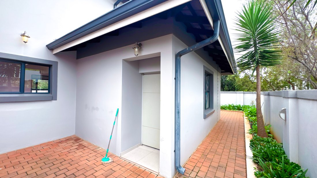 House in Olifantsfontein 410-JR, Gauteng, South Africa 5 - 17765075