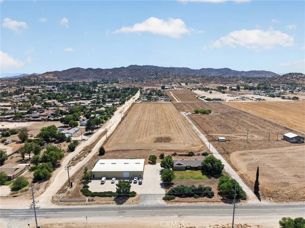 House in Nuevo, California, United States 1 - 18321953