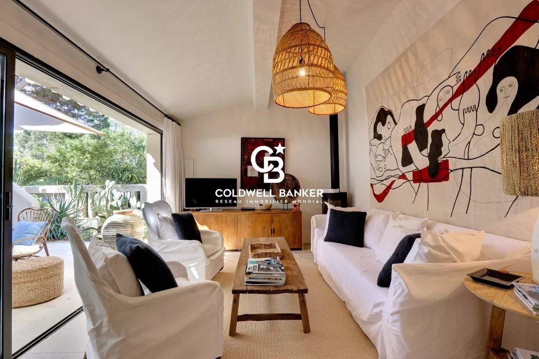 Country House in Ramatuelle, Provence-Alpes-Côte d'Azur, France 5 - 18323165