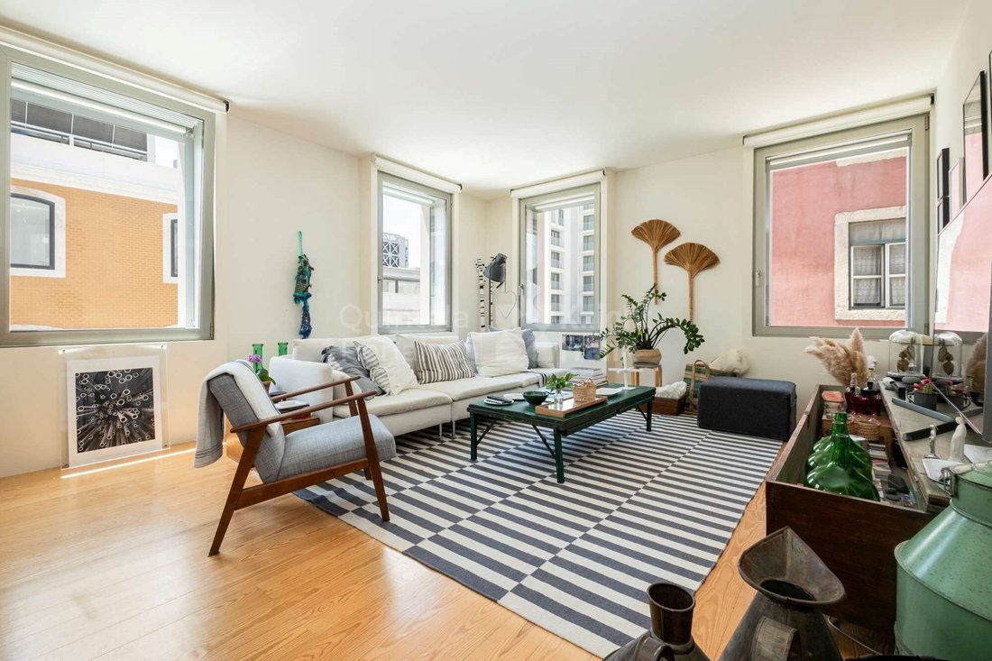 Apartment in Misericordia, Lisbon, Portugal 1 - 18323038