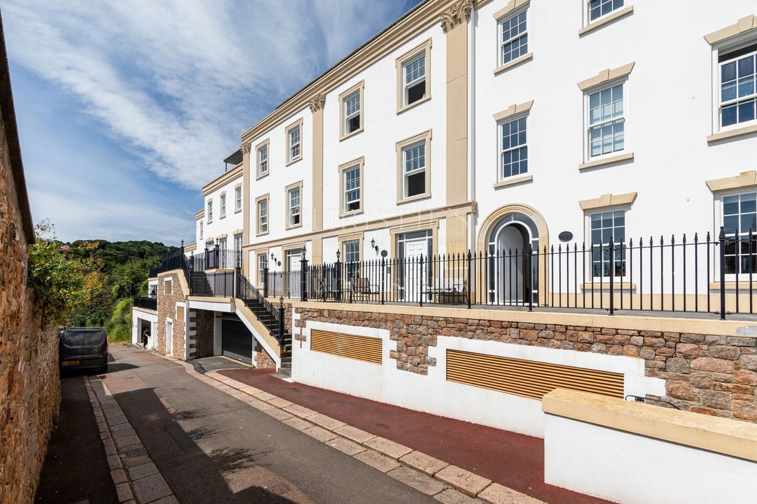 House in Jersey, St Lawrence, Jersey 1 - 14510122