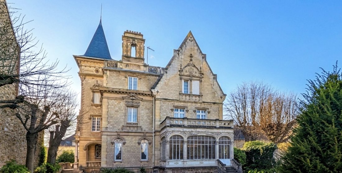 House in Compiegne, Hauts-de-France, France 4 - 18319347