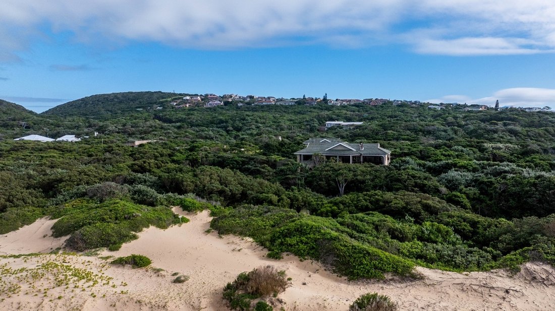 House in Port Alfred, Eastern Cape, South Africa 4 - 18320306