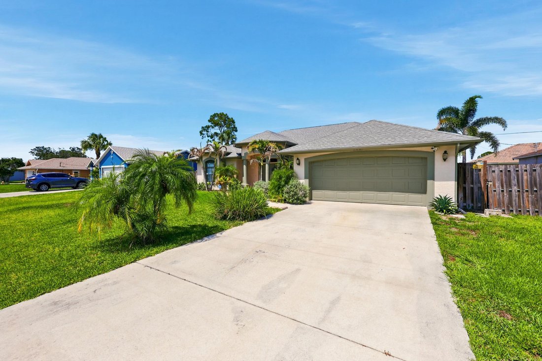 House in Port St. Lucie, Florida, United States 3 - 18322555