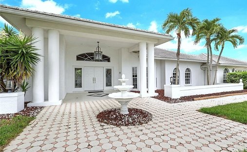 House in Cape Coral, Florida, United States 1