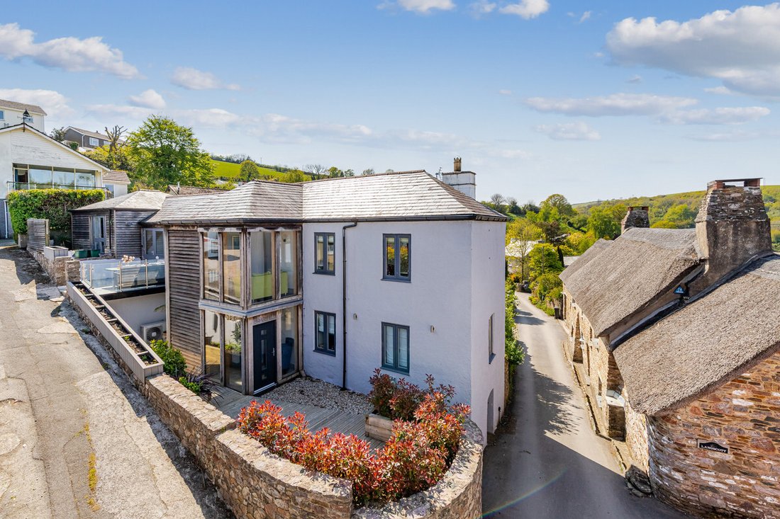House in Dittisham, England 1 - 18323139