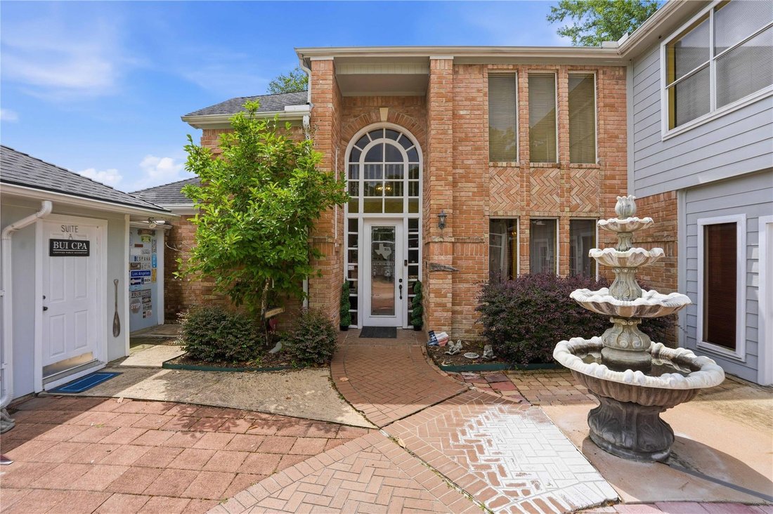 House in Houston, Texas, United States 4 - 18322644