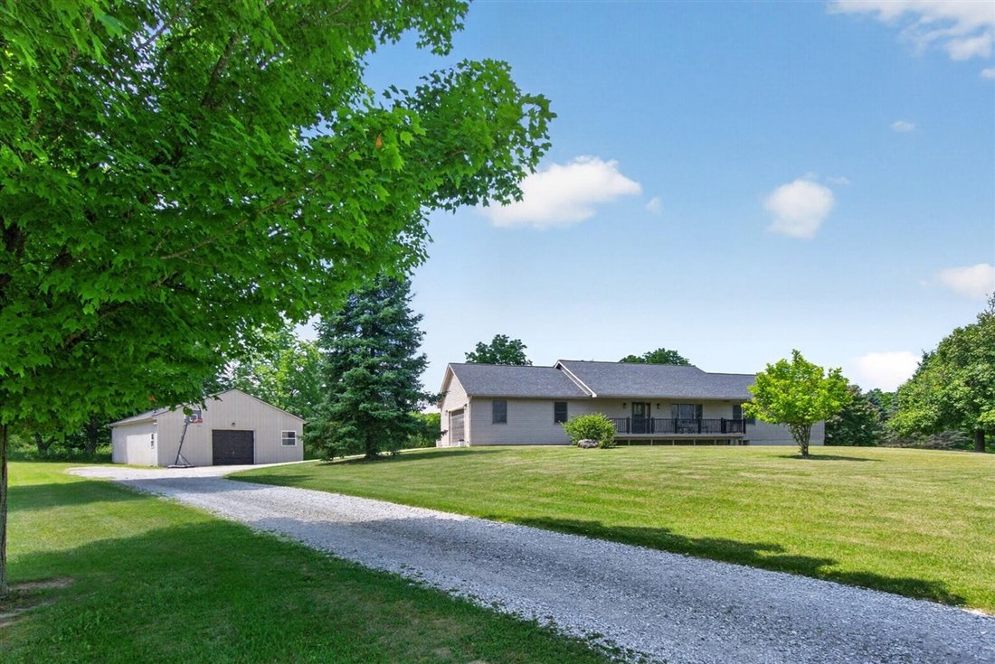 House in Manchester, Michigan, United States 4 - 18321066
