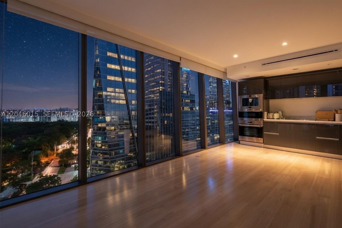 Condo in Miami, Florida, United States 5 - 18321792