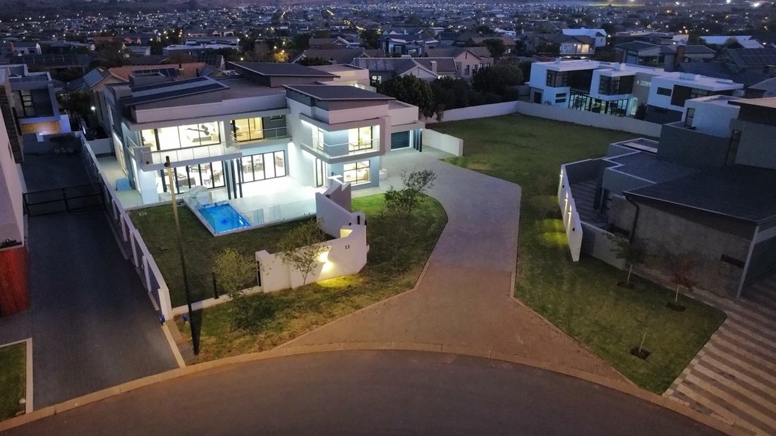 House in Olifantsfontein 410-JR, Gauteng, South Africa 4 - 15700860