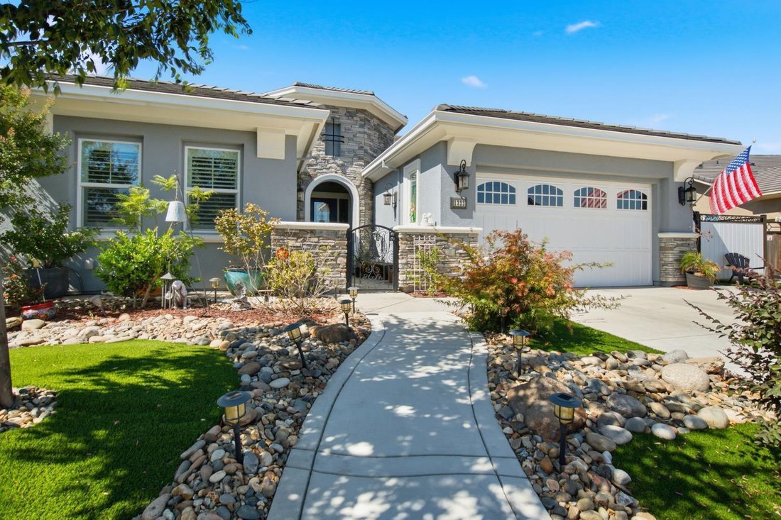 House in Manteca, California, United States 4 - 18320327