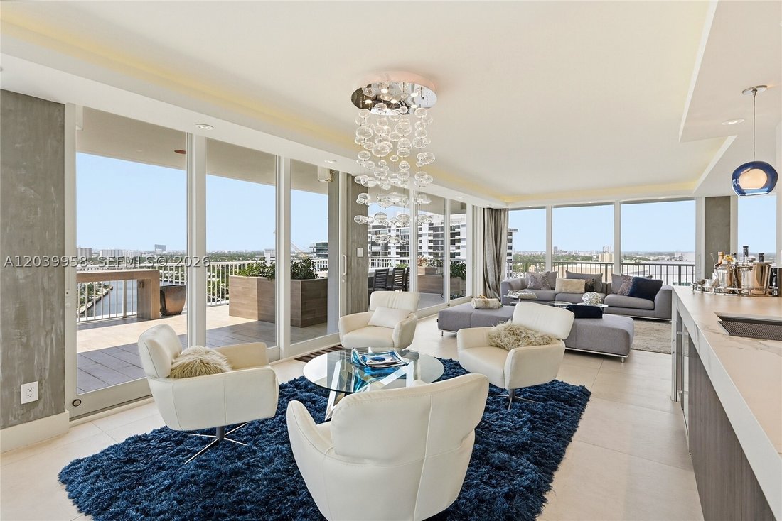 Condo in Fort Lauderdale, Florida, United States 1 - 18321777