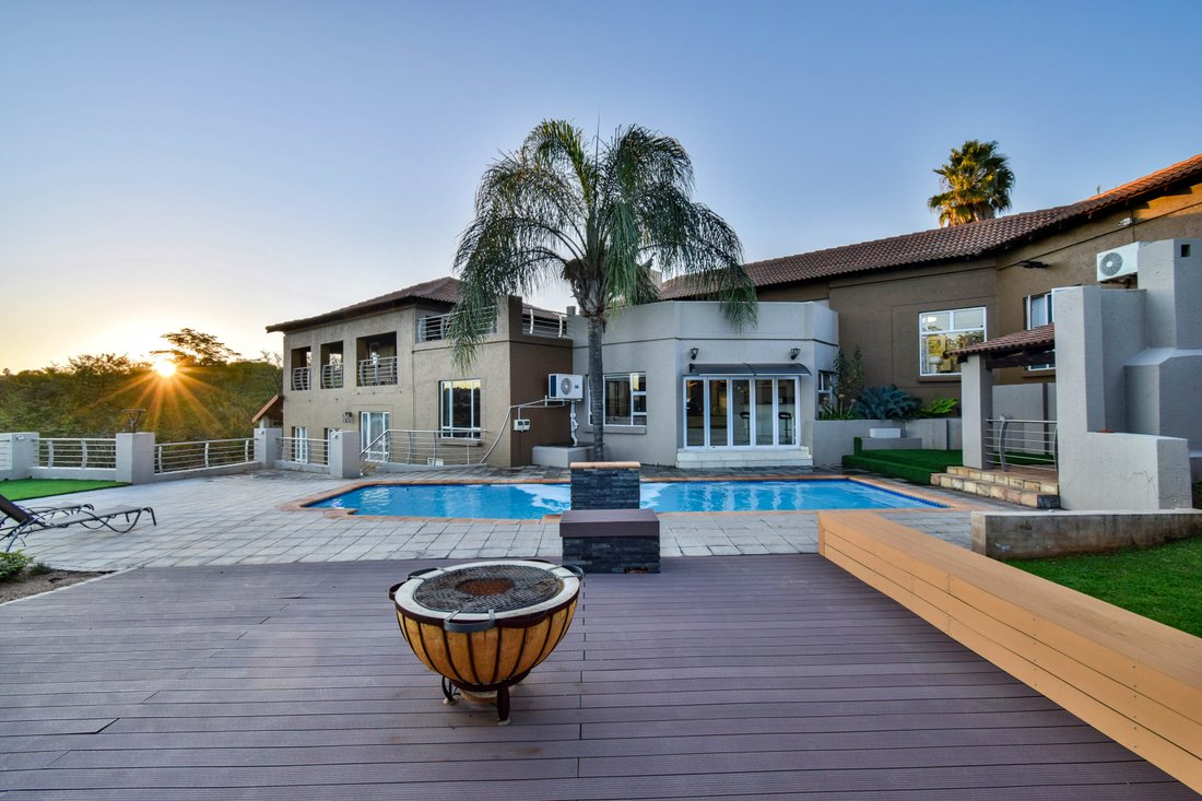 House in Woodhill Golf Estate, Gauteng, South Africa 4 - 18320314
