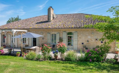 House in Miradoux, Occitania, France 1