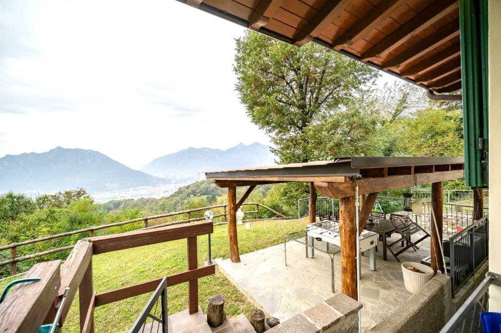 Villa à Lungo Lago-Centro, Lecco, Lombardie 1 - 18318150