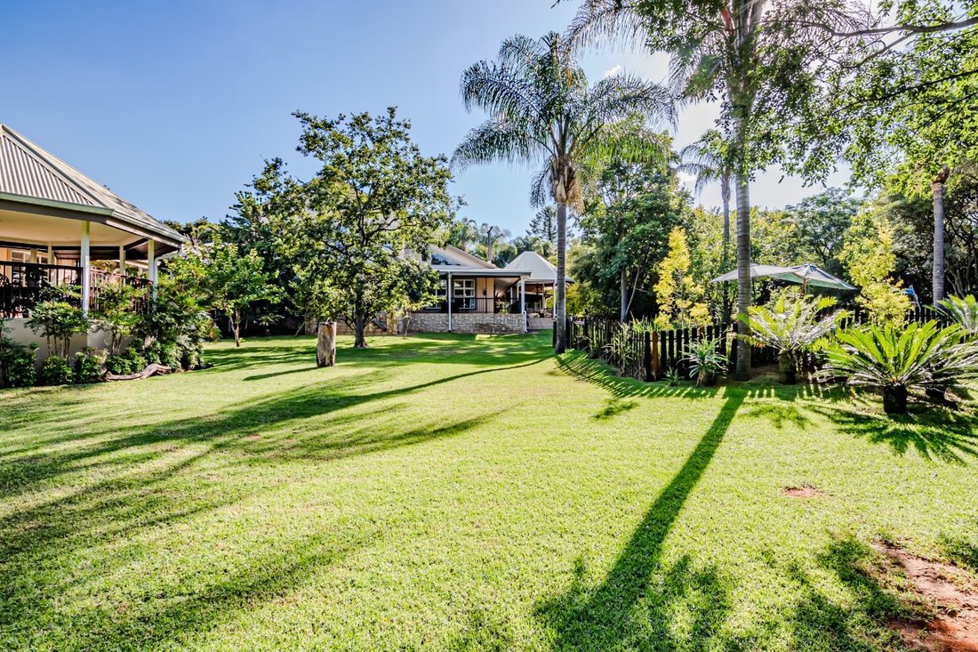 House in Shere, Gauteng, South Africa 1 - 15165902