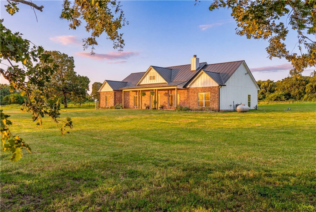Marquez, Texas, United States 1 - 18322764