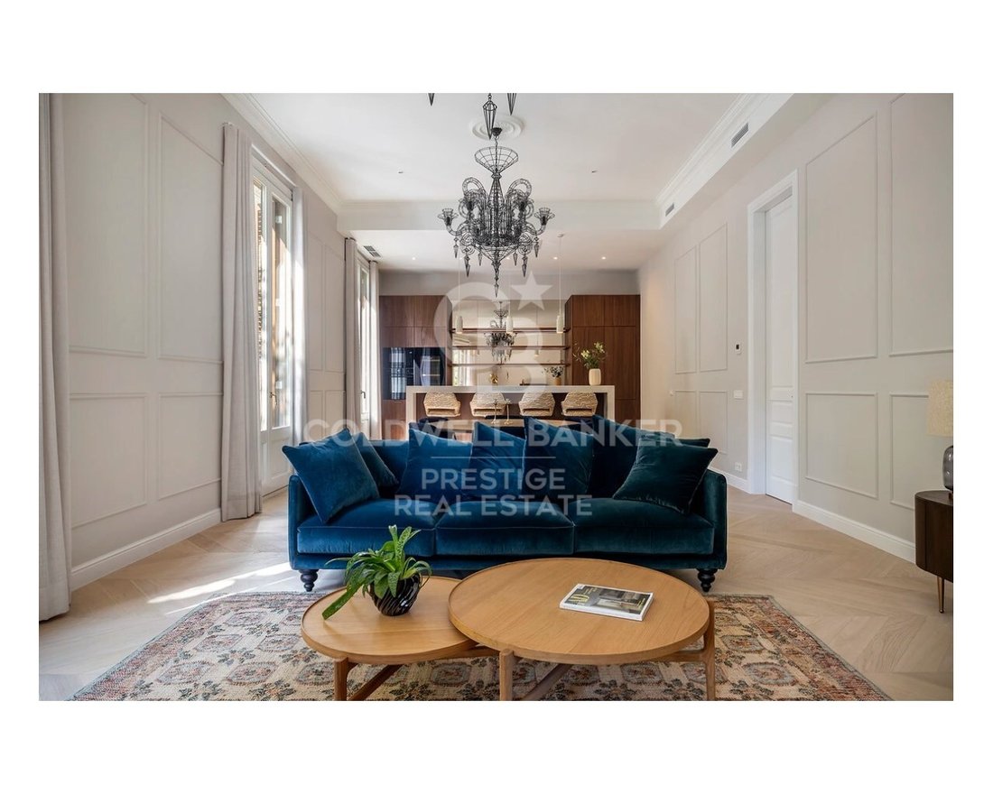 Apartment in Eixample, Barcelona, Spain 2 - 18322804