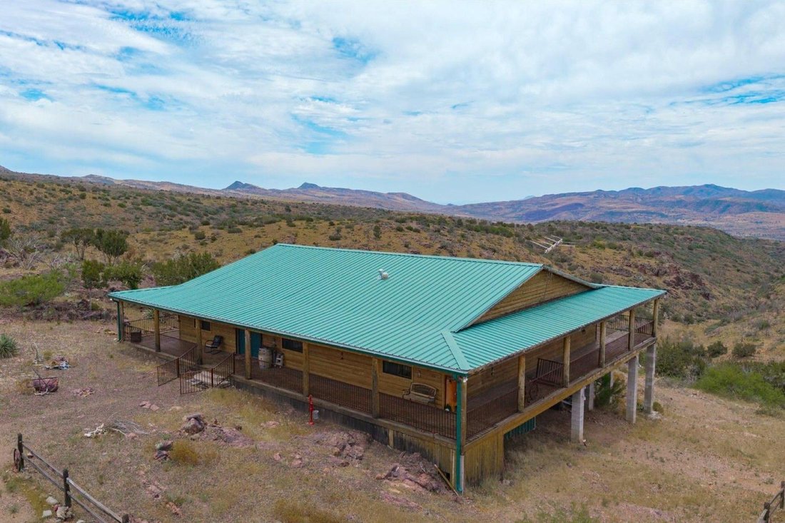 House in San Tan Valley, Arizona, United States 5 - 18320108