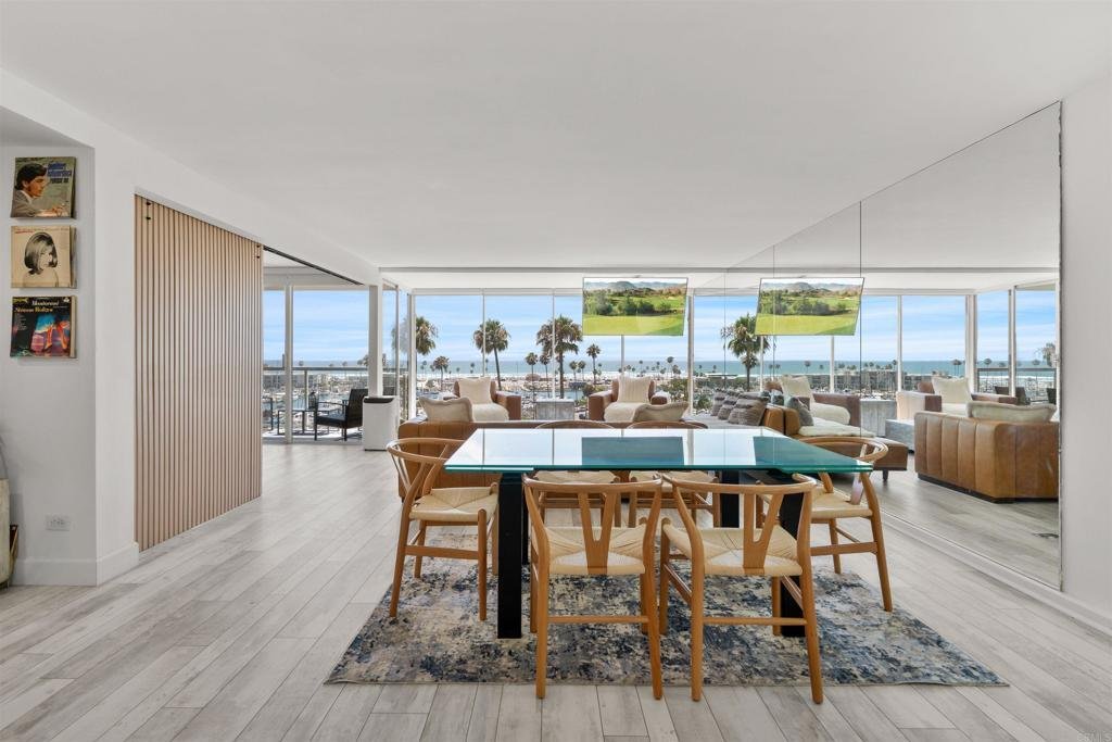 Condo in Oceanside, California, United States 4 - 18322786
