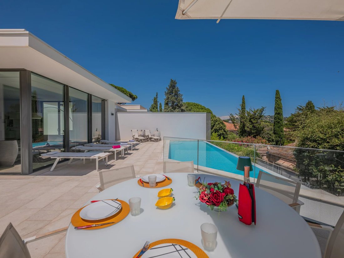 Villa in Ville-Les Saquedes-Le Bouillonnet, Sainte-Maxime, France 5 - 11021878
