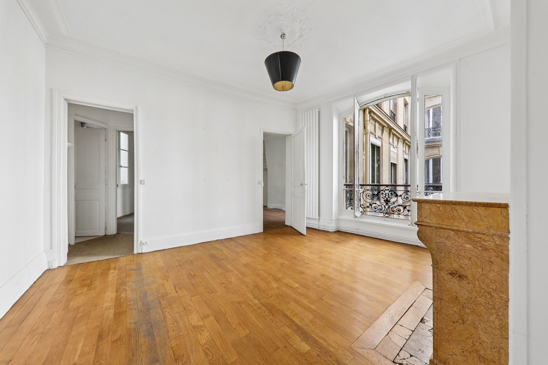 Apartment in Sorbonne, Paris 5e Arrondissement, Paris 1 - 18320057