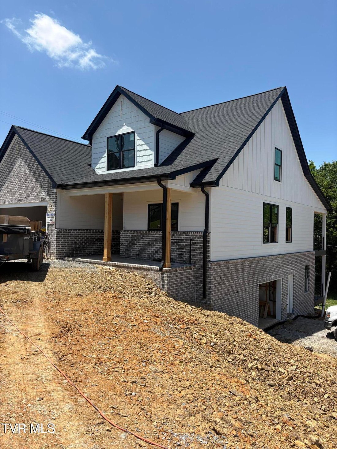 House in Elizabethton, Tennessee, United States 2 - 18321405