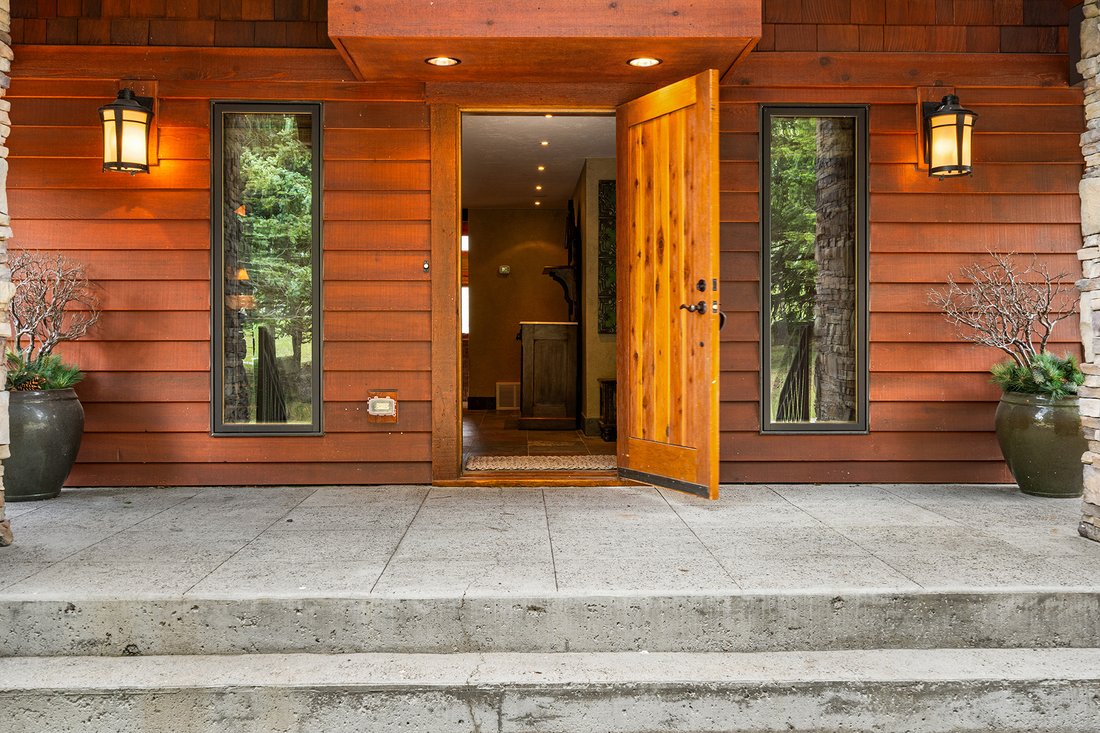 House in Gallatin Gateway, Montana, United States 4 - 18320513