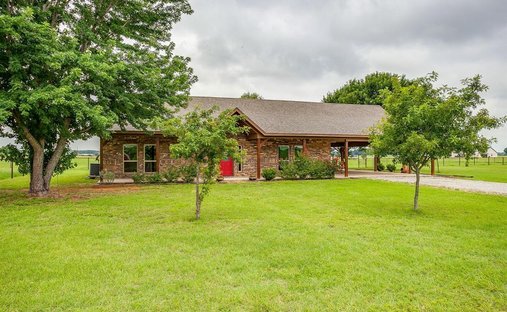 House in Lipan, Texas, United States 1