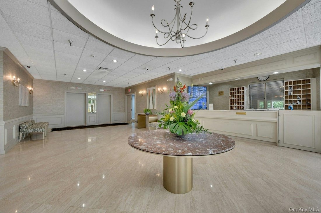 Condo in New Rochelle, New York, United States 2 - 18160389