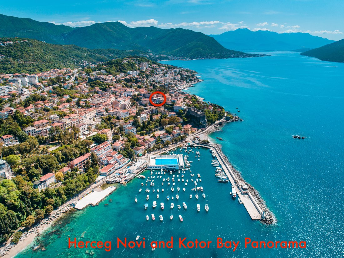 House in Herceg Novi, Herceg Novi Municipality, Montenegro 2 - 15641024