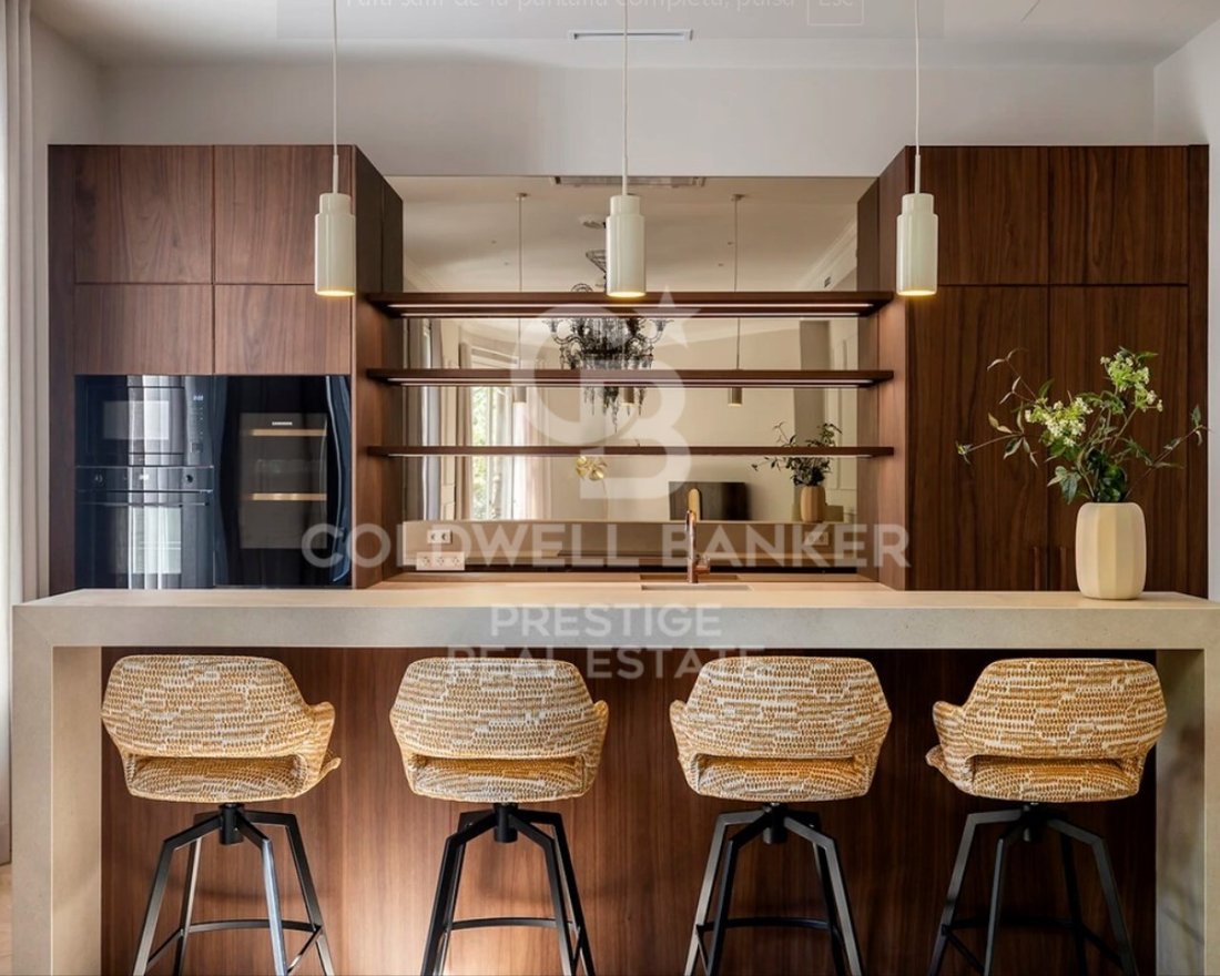 Apartment in Eixample, Barcelona, Spain 5 - 18322804
