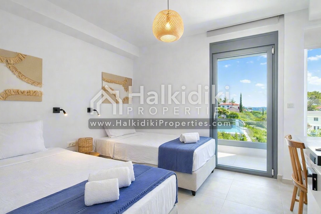Villa in Pallini Municipal Unit, Macedonia and Thrace, Greece 4 - 18322864