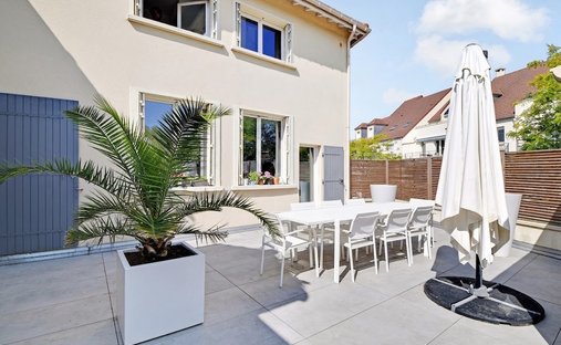 Villa in Centre Ville, Rueil-Malmaison, France 1