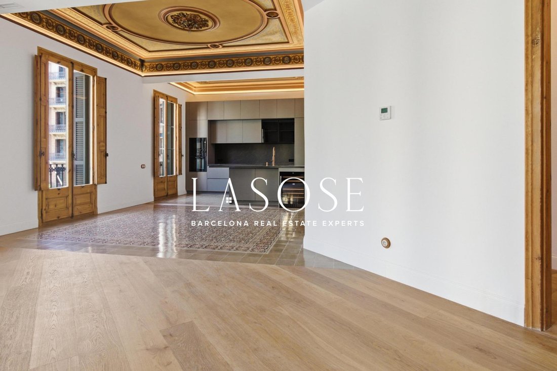 Apartment in Eixample, Barcelona, Spain 3 - 18320158