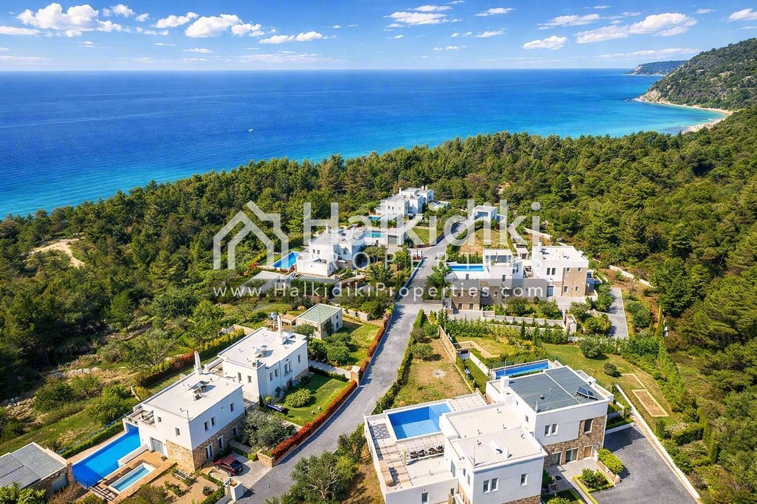Villa in Kassandra, Macedonia and Thrace, Greece 5 - 11865087