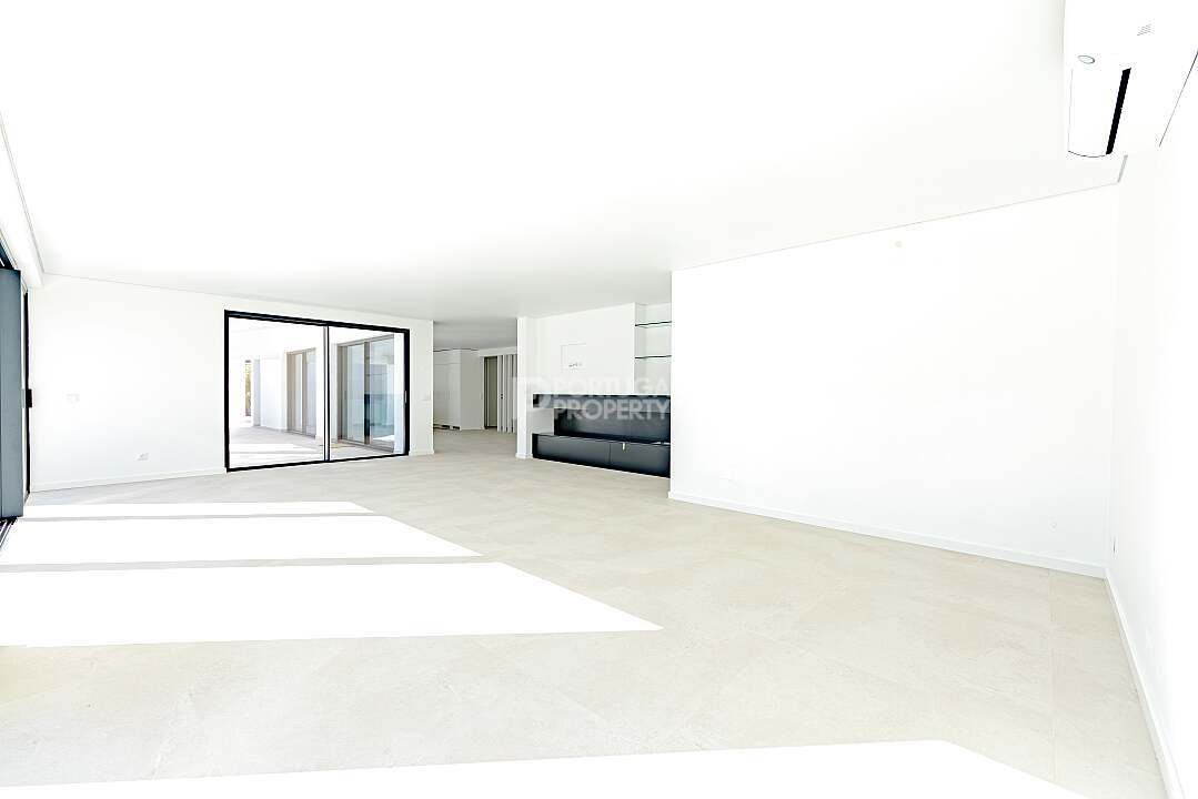 Villa in Vilamoura, Quarteira, Algarve 4 - 18321198