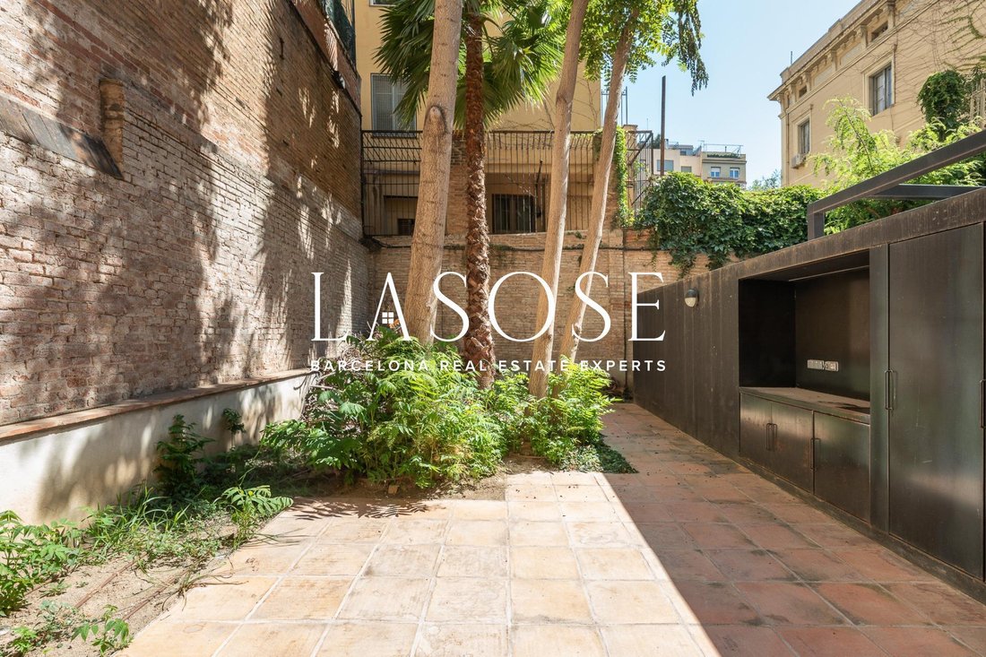 Apartment in Eixample, Barcelona, Spain 1 - 18319548