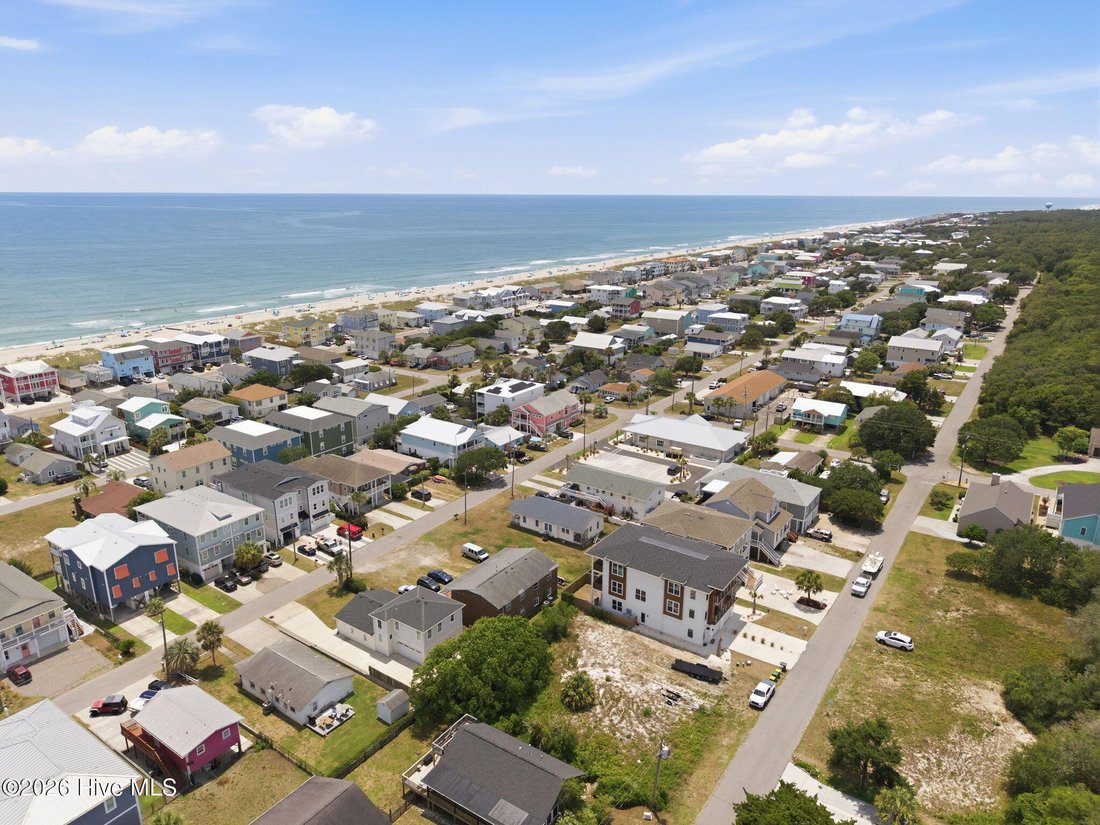 Condo in Kure Beach, North Carolina, United States 5 - 18321725