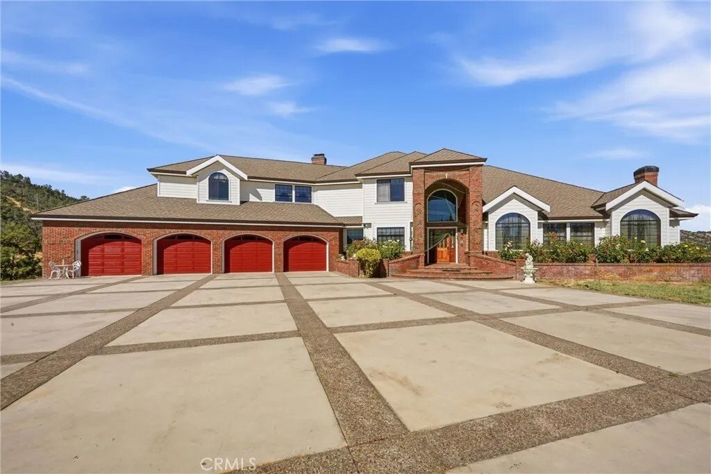 House in Clearlake, California, United States 4 - 18322004
