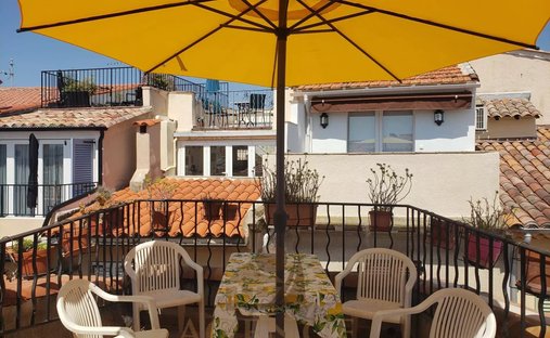 House in Vieille Ville, Antibes, France 1