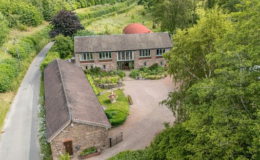 House in Peterchurch, England 1